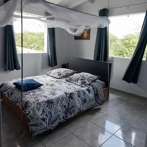  Hébergement de vacances Gray Coconut Sorbet, T3 Equipe Avec Parking Gratuit Guadeloupe