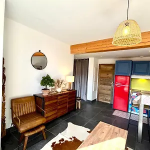  Appartement Superb Cosy With Balcony France